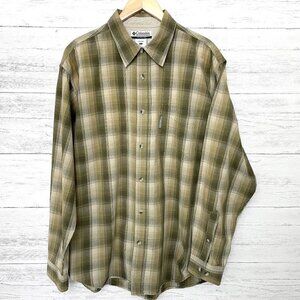 Columbia Men's Green & Tan Plaid Shirt Button Front Long Sleeves size Large